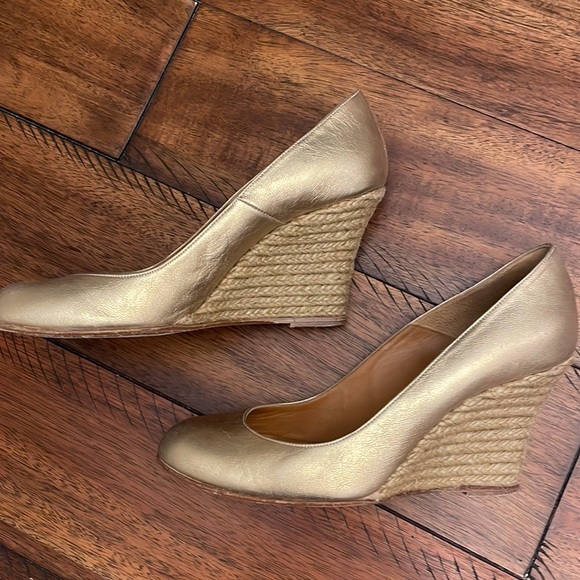 Lanvin Shoes - Lanvin Gold Metallic Leather Jute Wedge